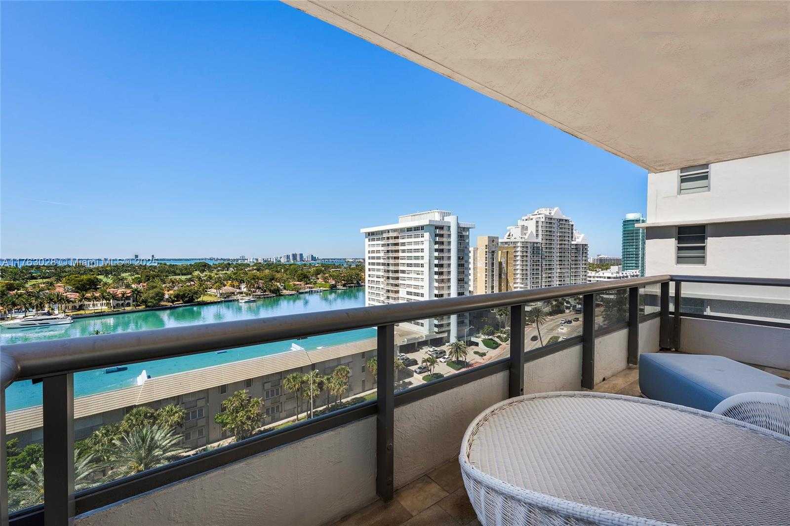 Small Image of 5801 COLLINS AVE #1200, Miami Beach Number 30
