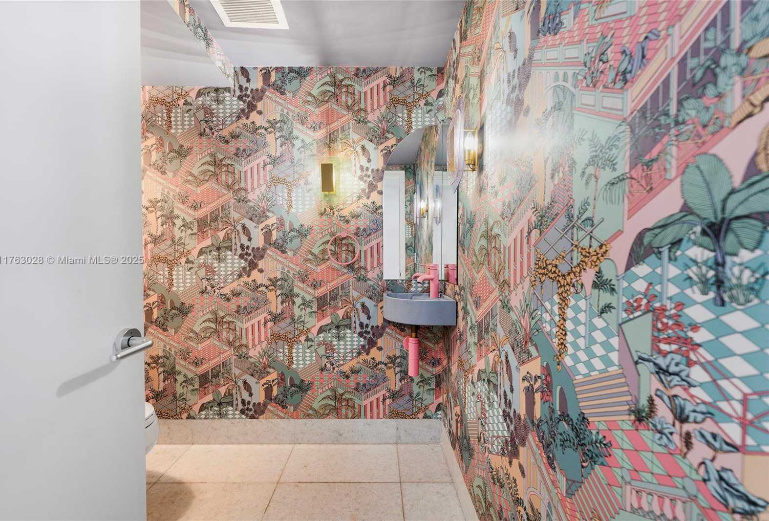 Small Image of 5801 COLLINS AVE #1200, Miami Beach Number 38