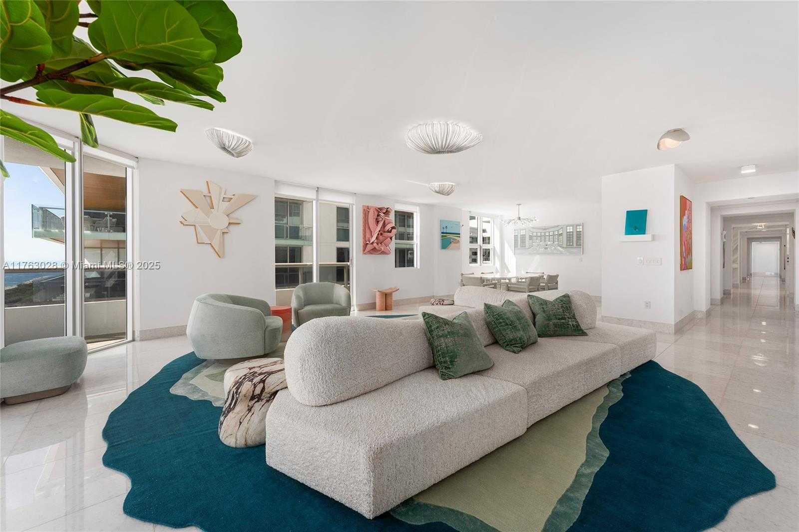 Small Image of 5801 COLLINS AVE #1200, Miami Beach Number 7