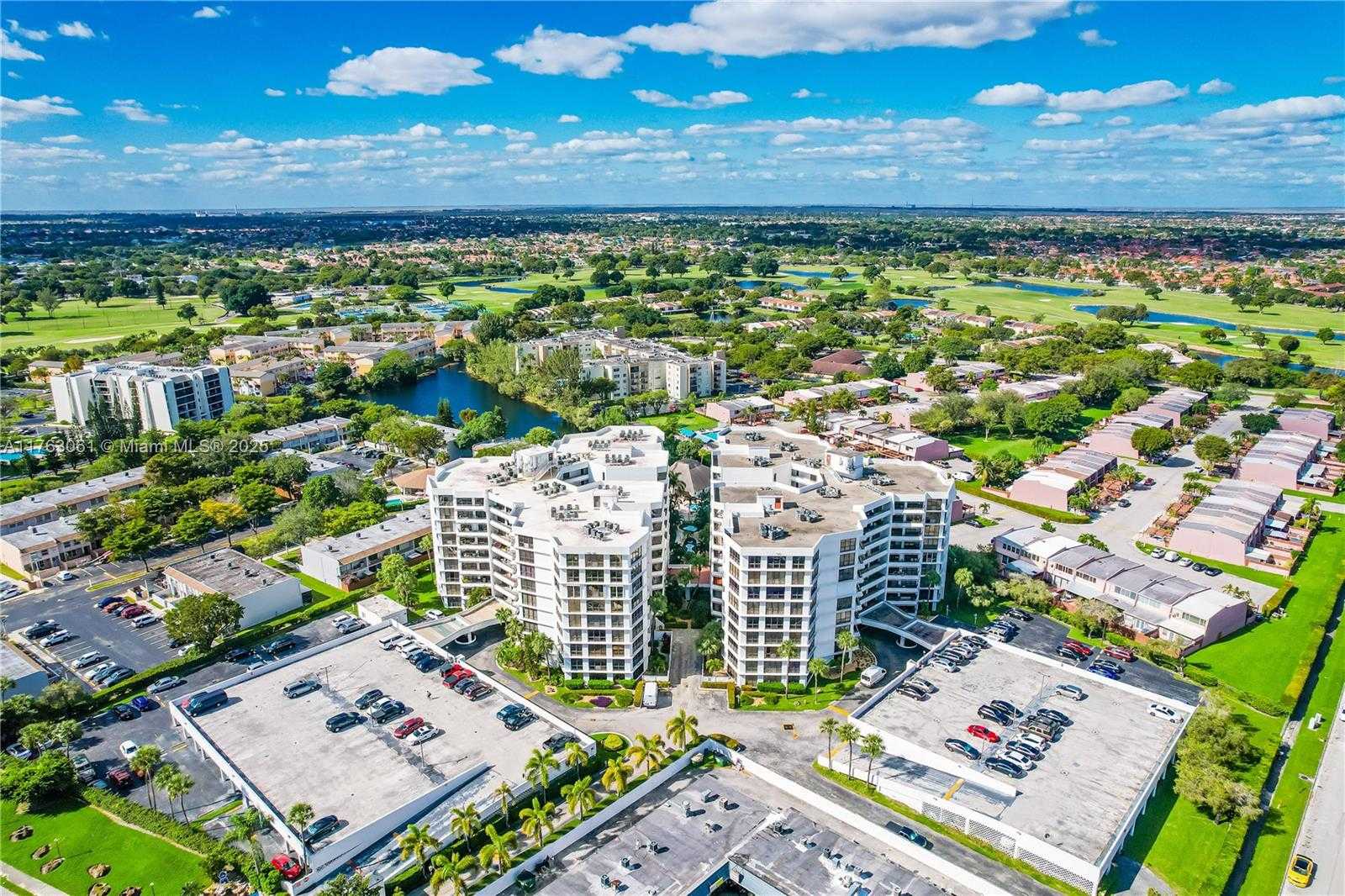 Small Image of 13953 KENDALE LAKES CIR #103B, Miami Number 2
