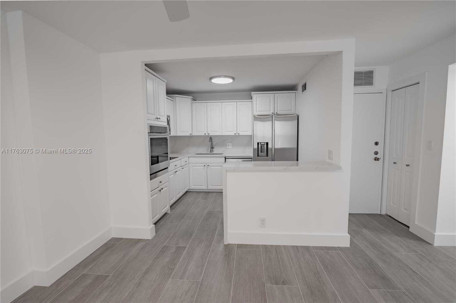 Small Image of 2201 SOUTH OCEAN DR #1106, Hollywood Number 21