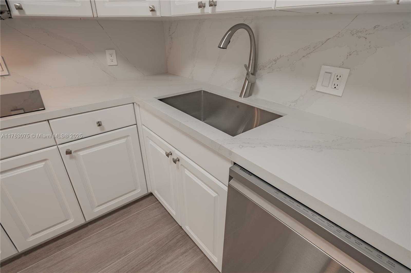 Small Image of 2201 SOUTH OCEAN DR #1106, Hollywood Number 27