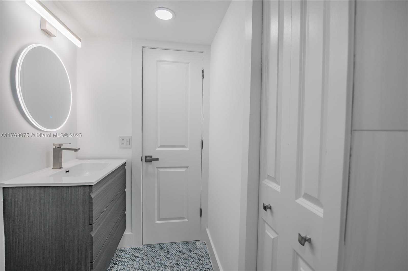 Small Image of 2201 SOUTH OCEAN DR #1106, Hollywood Number 34