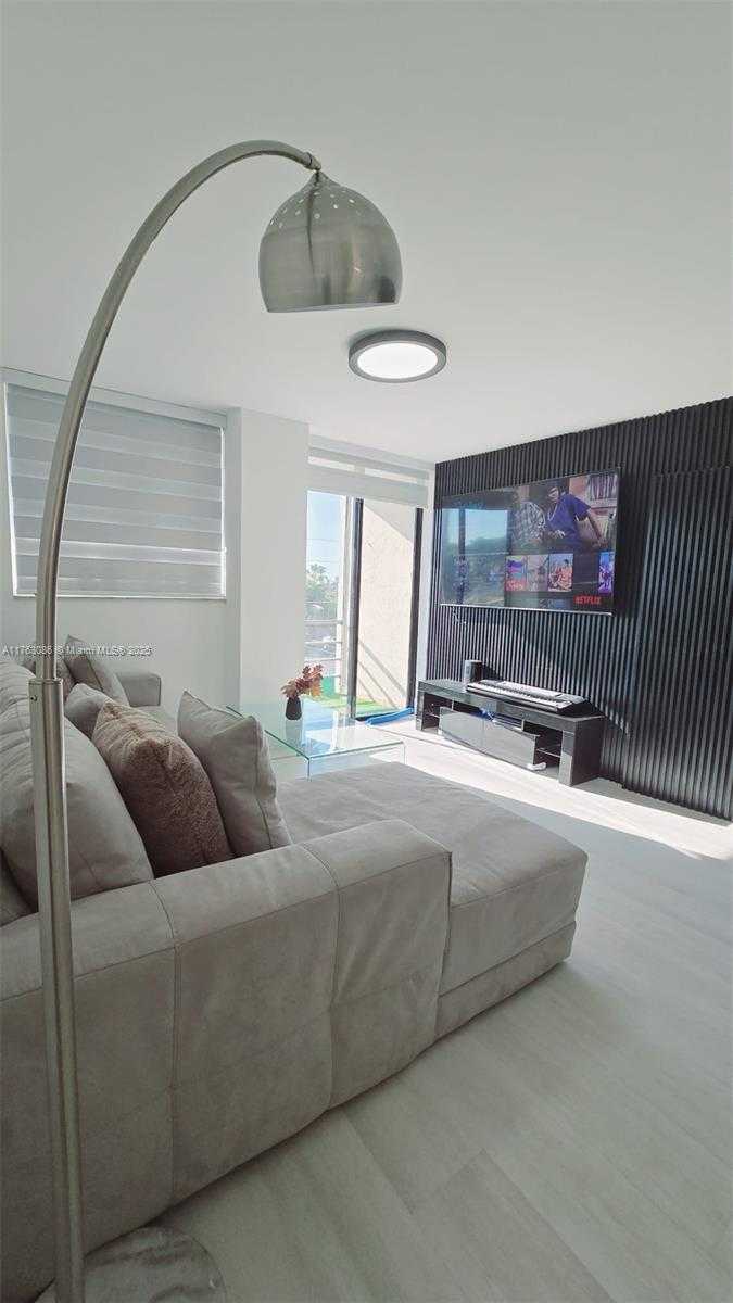Small Image of 2821 NORTH MIAMI BEACH BLVD #4F, North Miami Beach Number 16