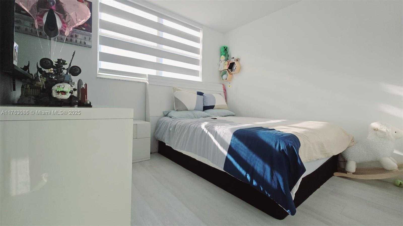 Small Image of 2821 NORTH MIAMI BEACH BLVD #4F, North Miami Beach Number 46