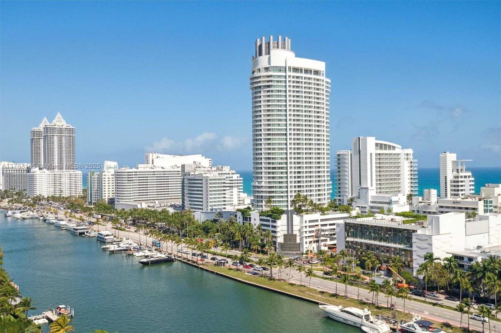 Small Image of 4101 PINE TREE DR #1812, Miami Beach Number 6
