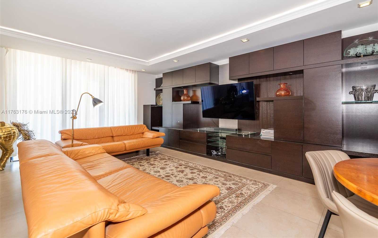 Small Image of 9801 COLLINS AVE #5M, Bal Harbour Number 2