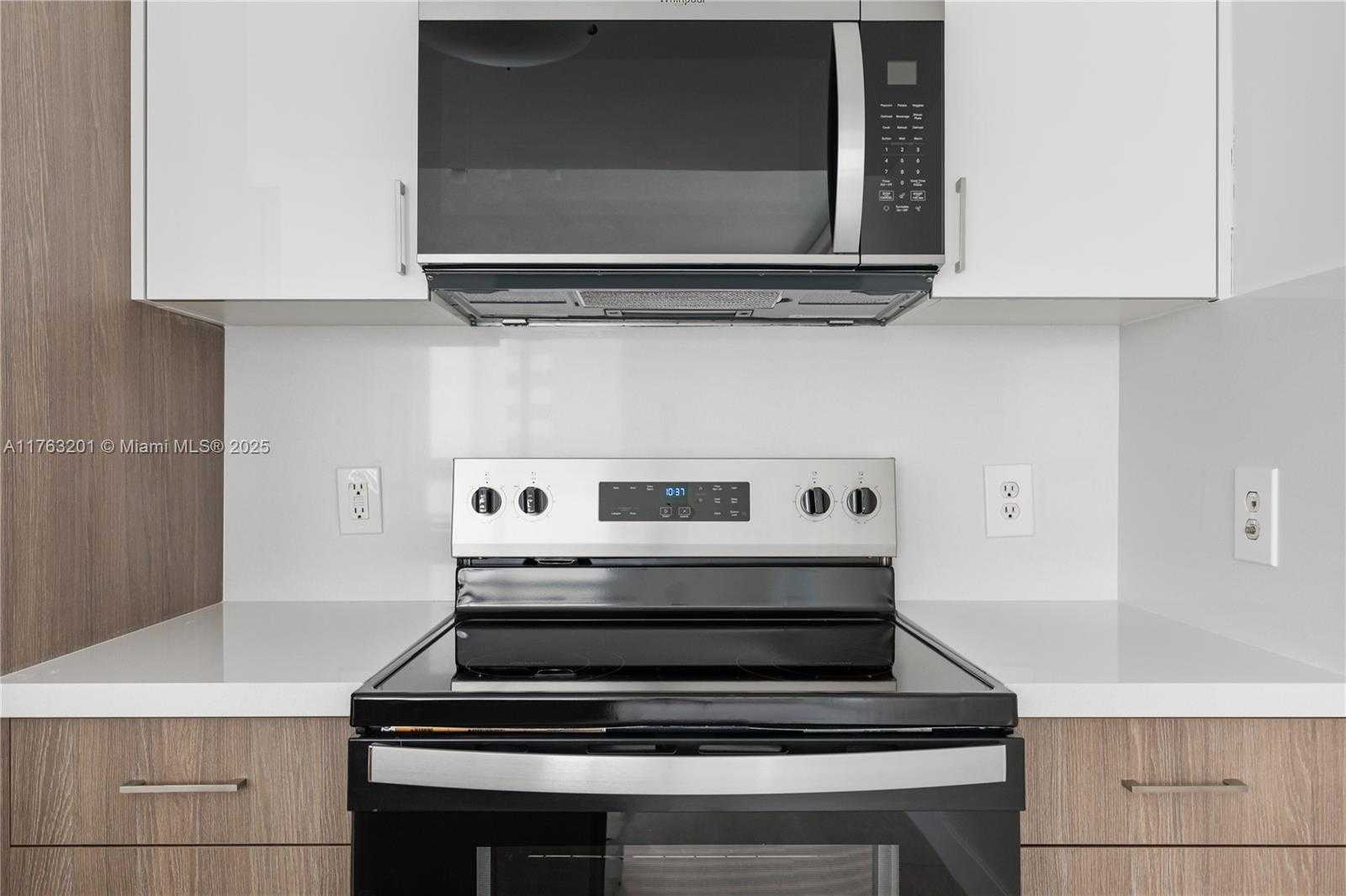 Small Image of 1900 NORTH BAYSHORE DR #1503, Miami Number 16