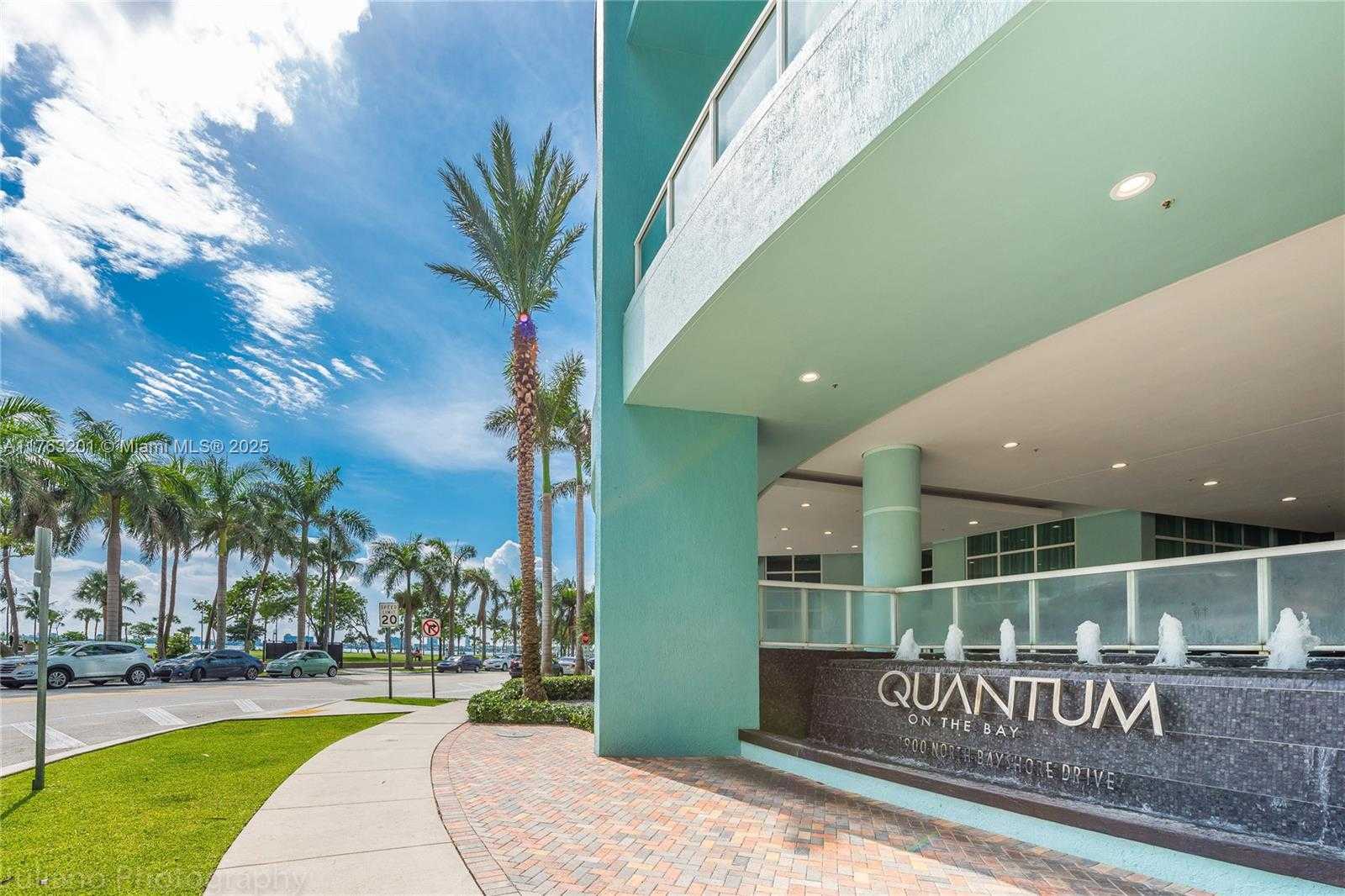Small Image of 1900 NORTH BAYSHORE DR #1503, Miami Number 2
