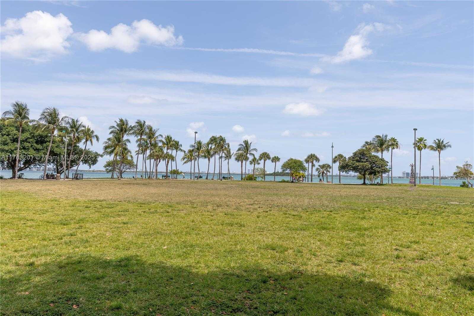 Small Image of 1900 NORTH BAYSHORE DR #1503, Miami Number 36