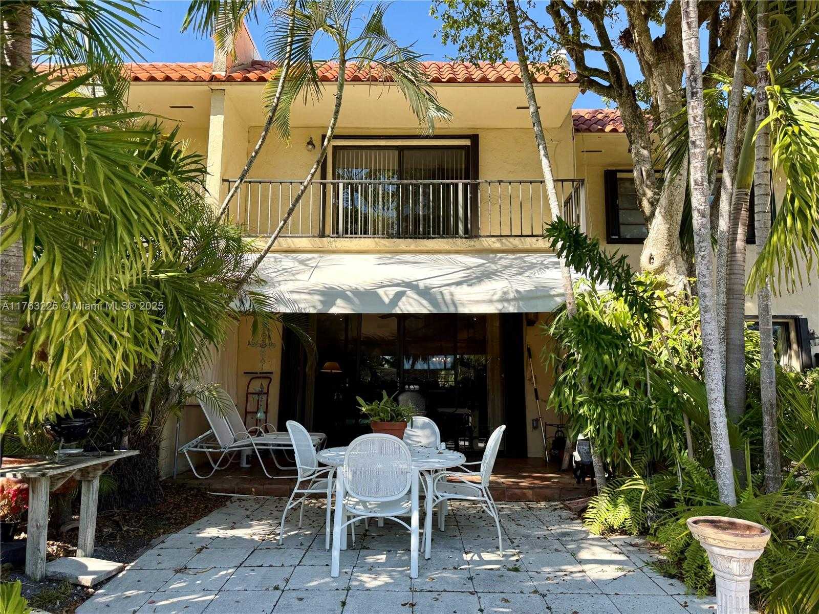 Small Image of 1424 NORTH EAST 105TH ST #D10, Miami Shores Number 10