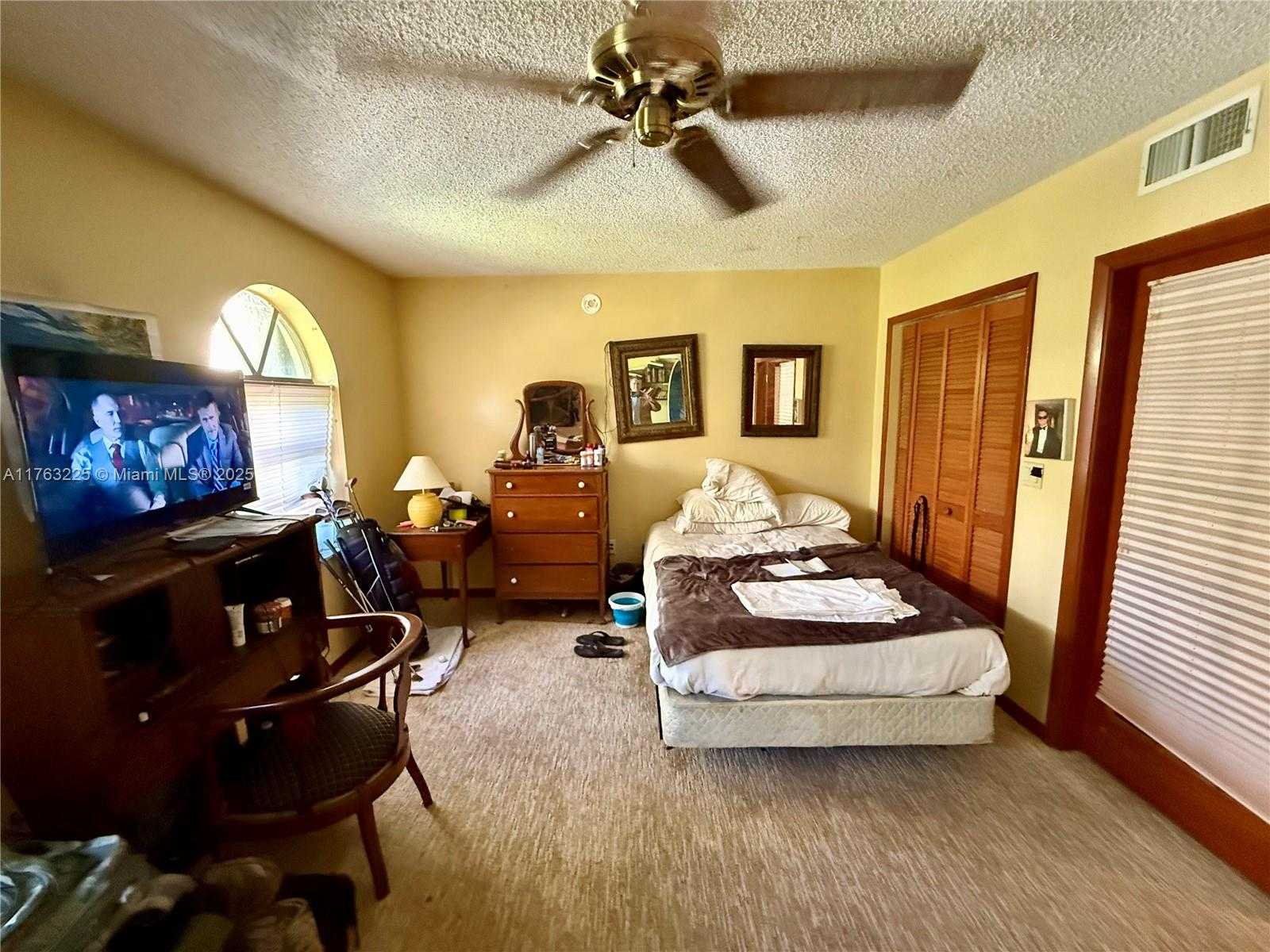 Small Image of 1424 NORTH EAST 105TH ST #D10, Miami Shores Number 28