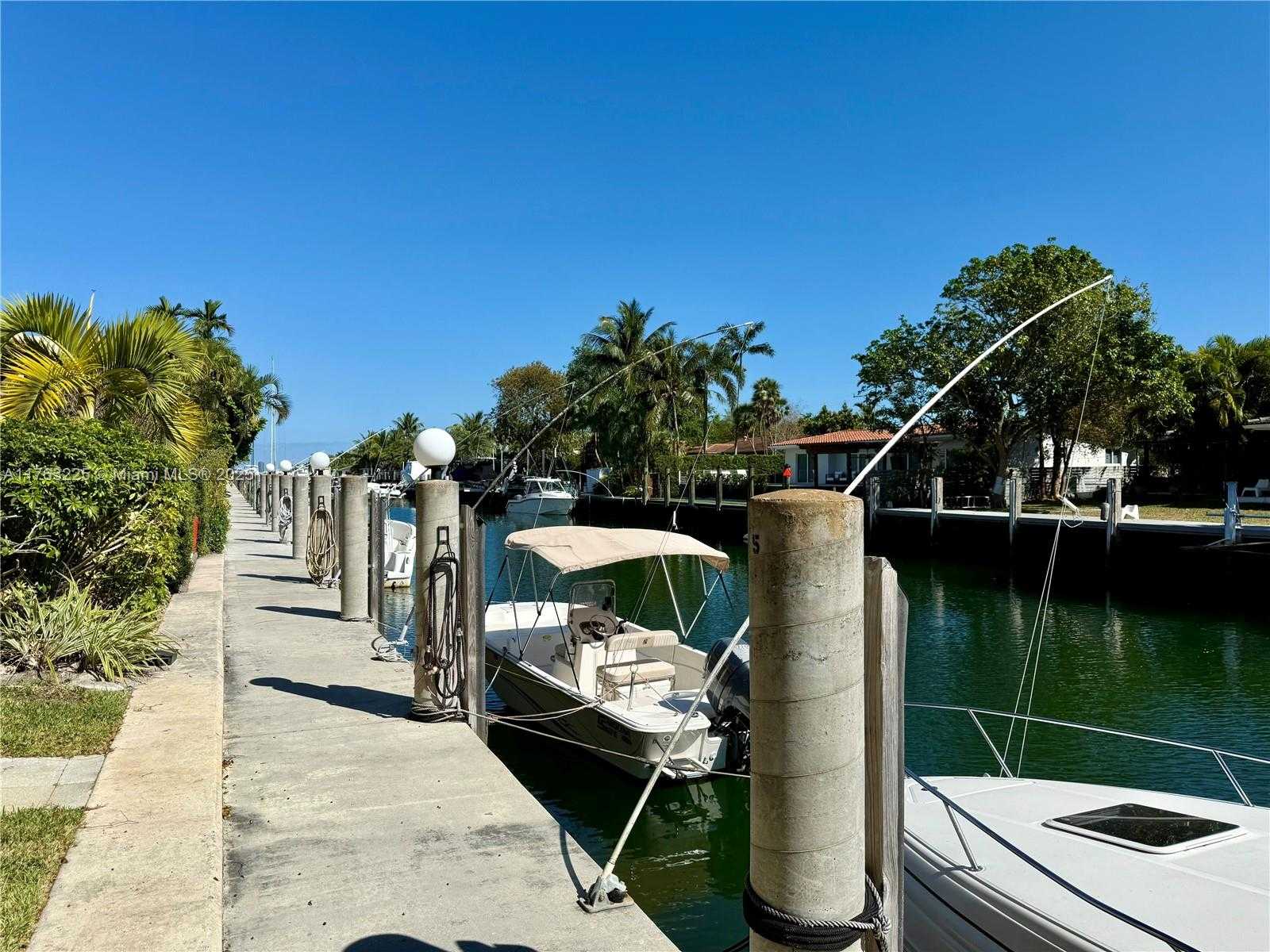 Small Image of 1424 NORTH EAST 105TH ST #D10, Miami Shores Number 8