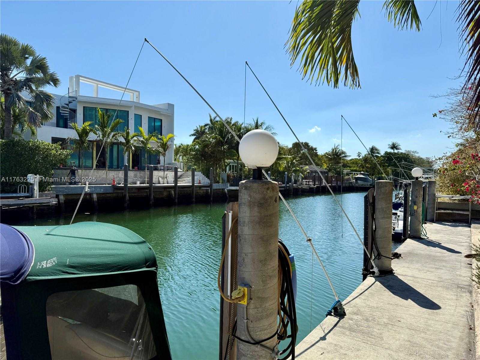 Small Image of 1424 NORTH EAST 105TH ST #D10, Miami Shores Number 9