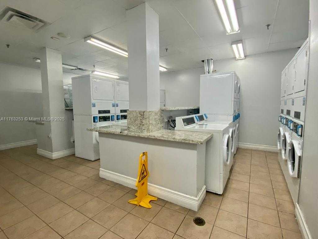 Small Image of 850 NORTH MIAMI AVE #W-1004, Miami Number 18