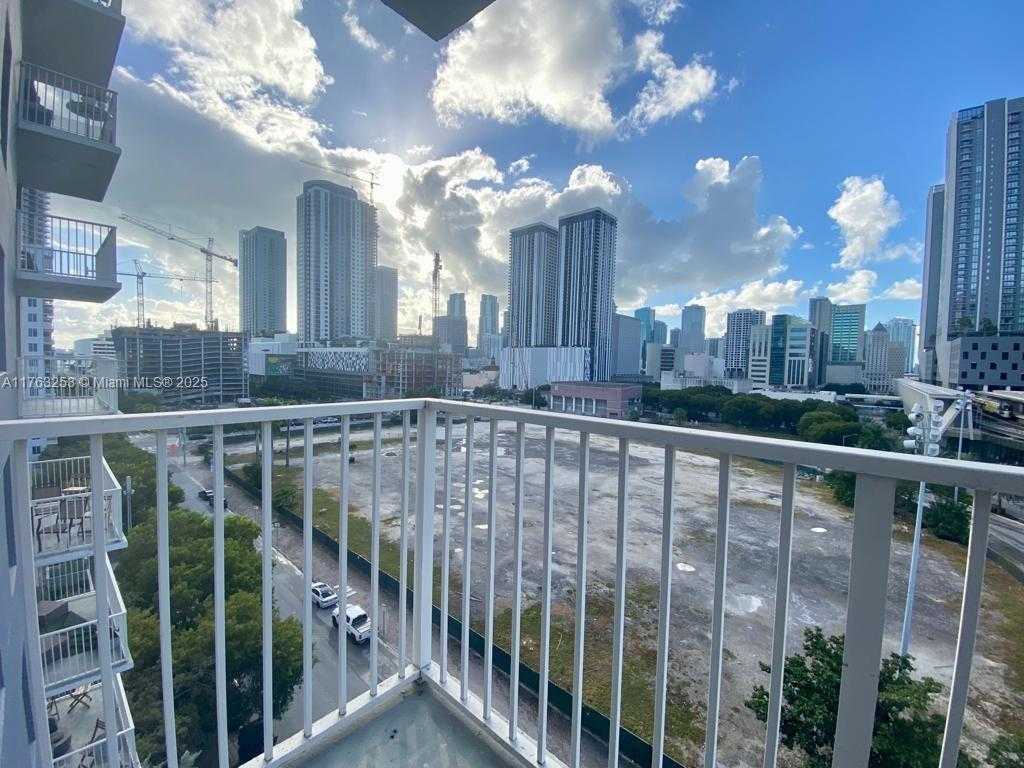 Small Image of 850 NORTH MIAMI AVE #W-1004, Miami Number 3