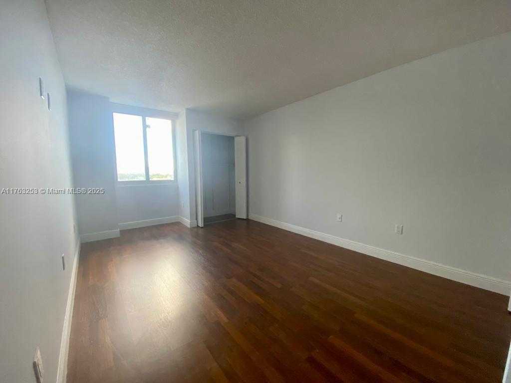Small Image of 850 NORTH MIAMI AVE #W-1004, Miami Number 6
