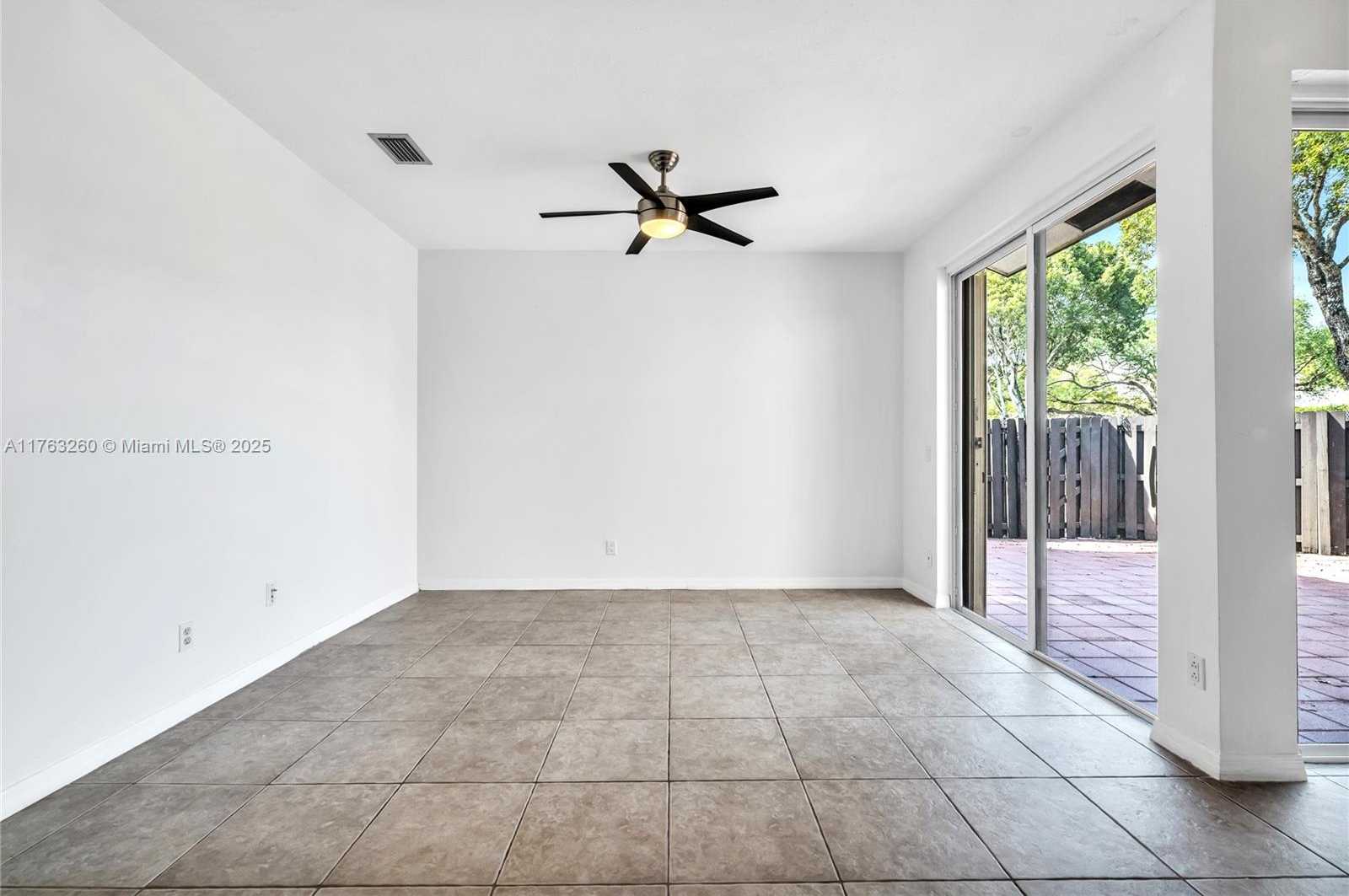 Small Image of 5762 FOX HOLLOW DR #C, Boca Raton Number 18