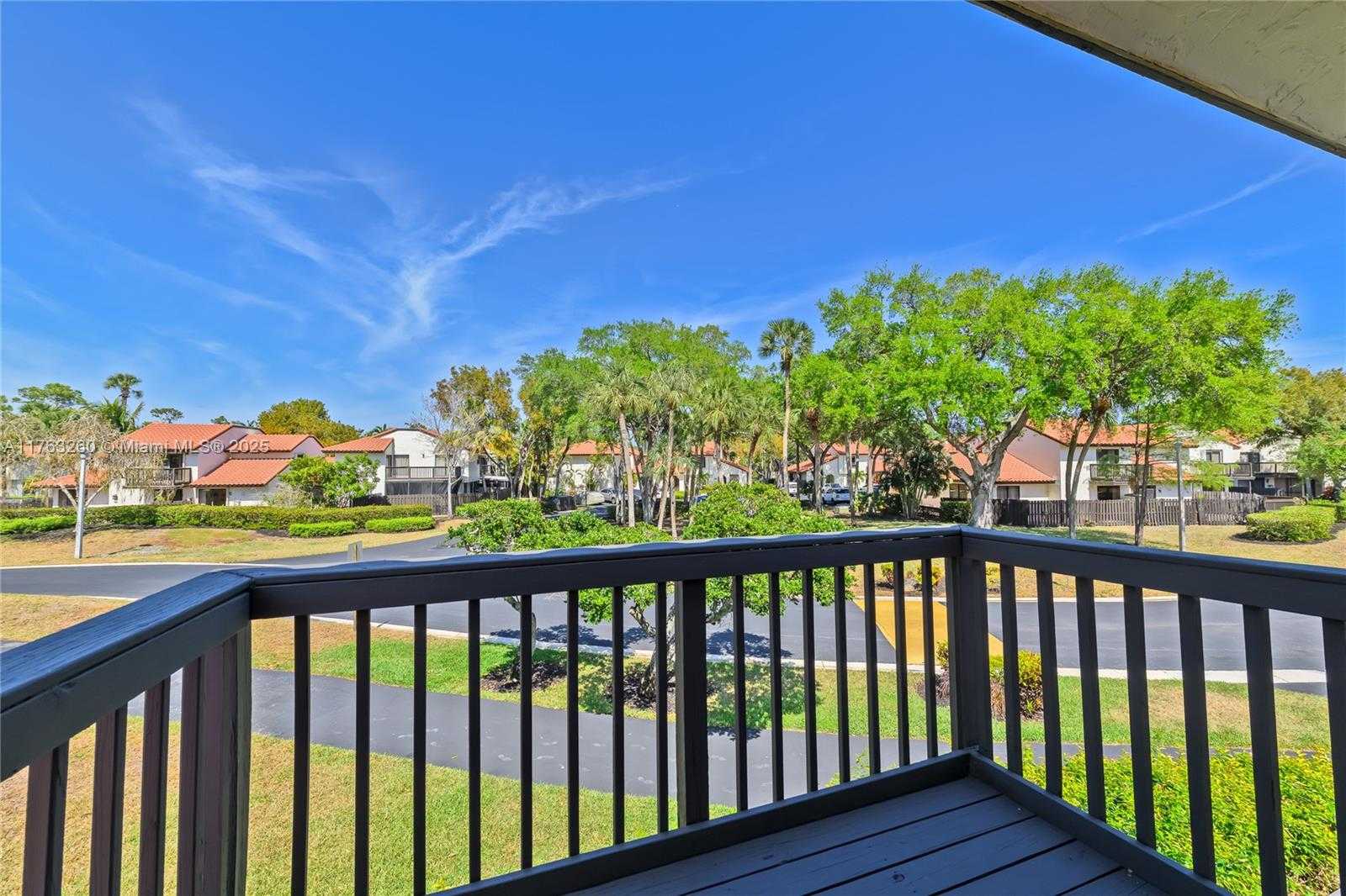 Small Image of 5762 FOX HOLLOW DR #C, Boca Raton Number 33