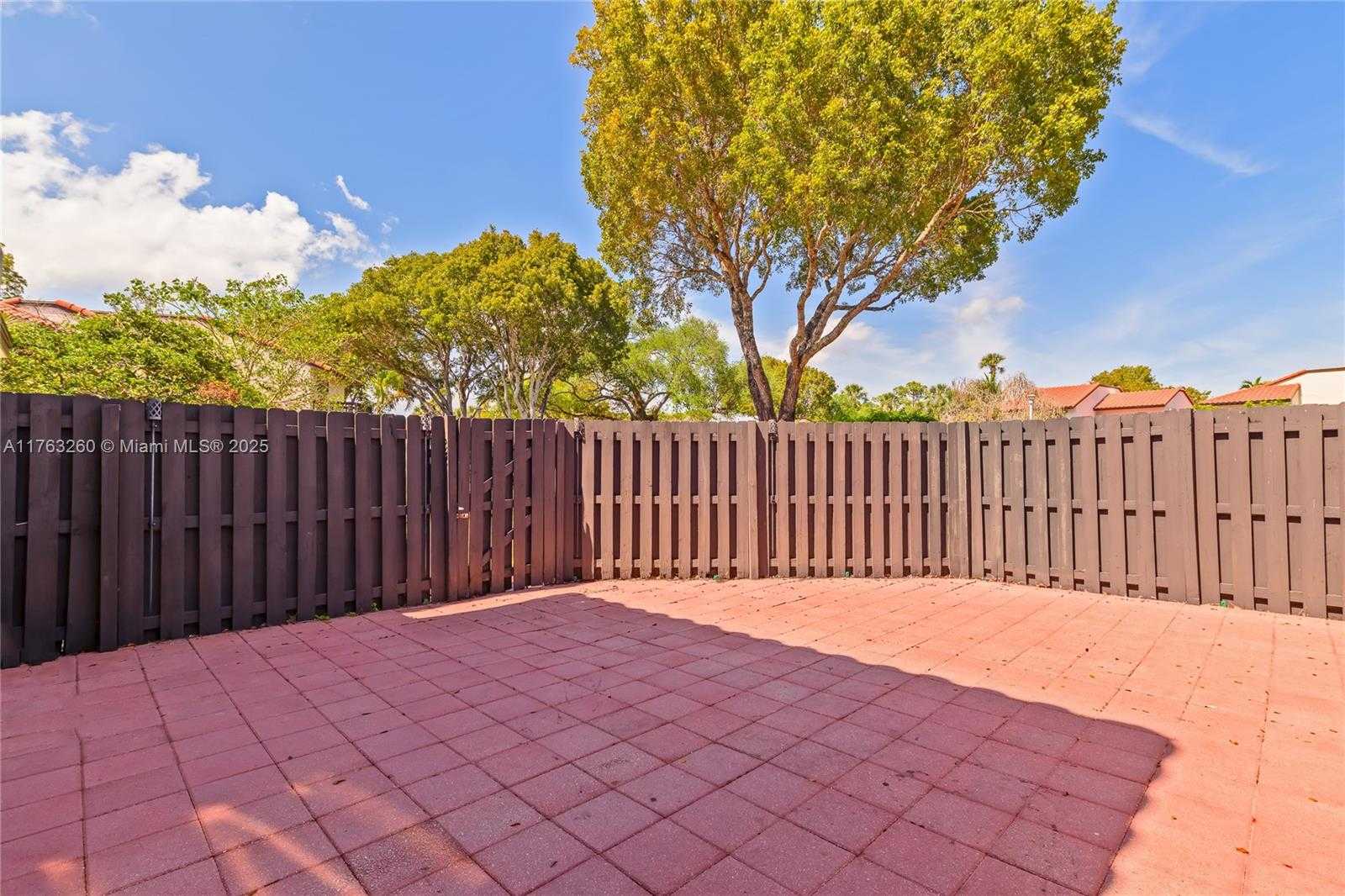 Small Image of 5762 FOX HOLLOW DR #C, Boca Raton Number 37