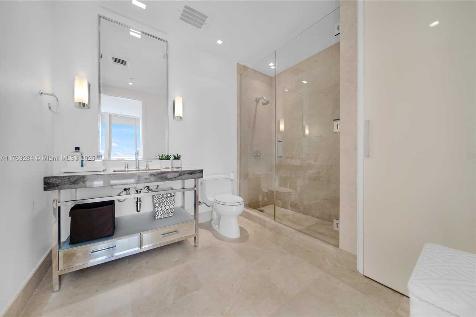 Small Image of 9701 COLLINS AVE #1405S, Bal Harbour Number 45