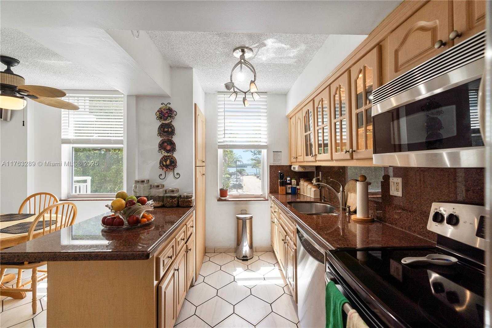 Small Image of 301 174TH ST #312, Sunny Isles Beach Number 13