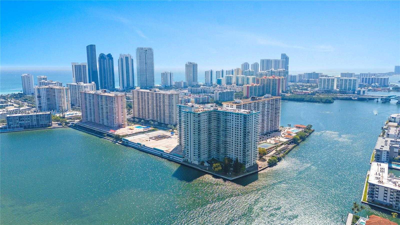 Small Image of 301 174TH ST #312, Sunny Isles Beach Number 36