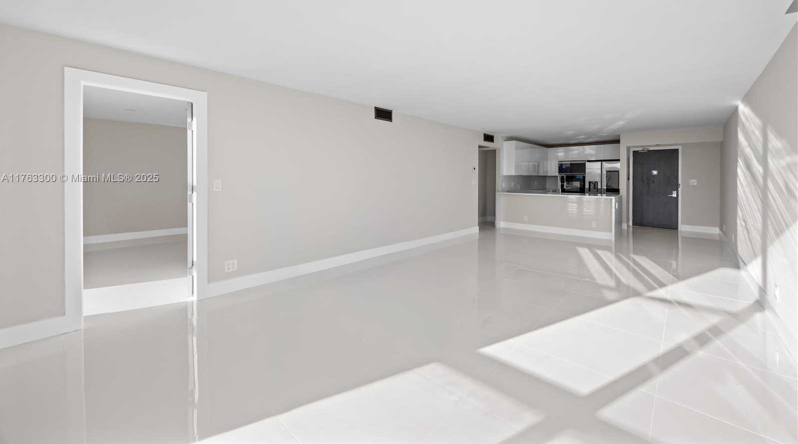 Small Image of 20335 WEST COUNTRY CLUB DR #1509, Aventura Number 11