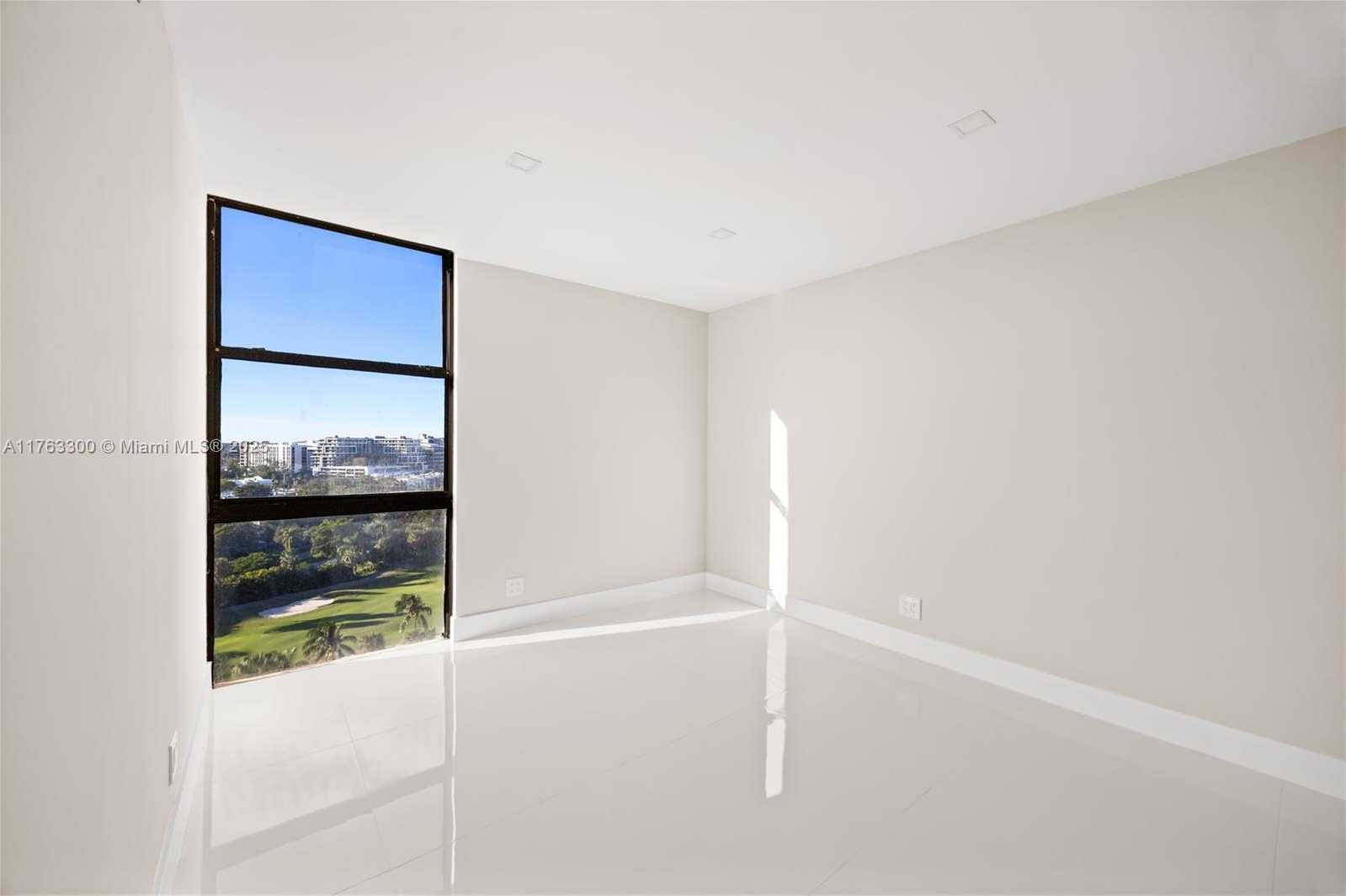 Small Image of 20335 WEST COUNTRY CLUB DR #1509, Aventura Number 6