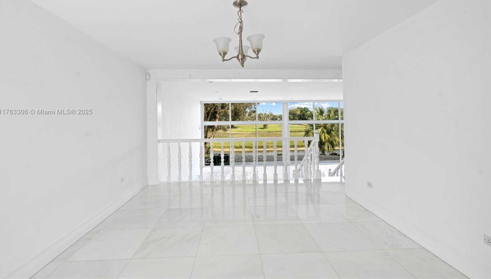 Small Image of 6795 BROOKLINE DR, Hialeah Number 14