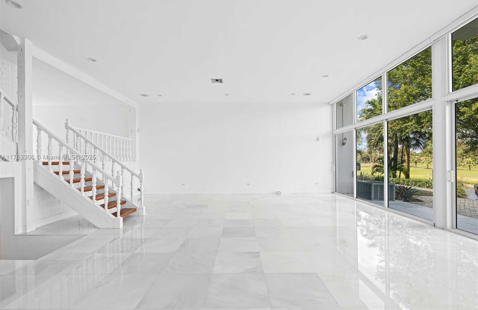 Small Image of 6795 BROOKLINE DR, Hialeah Number 27