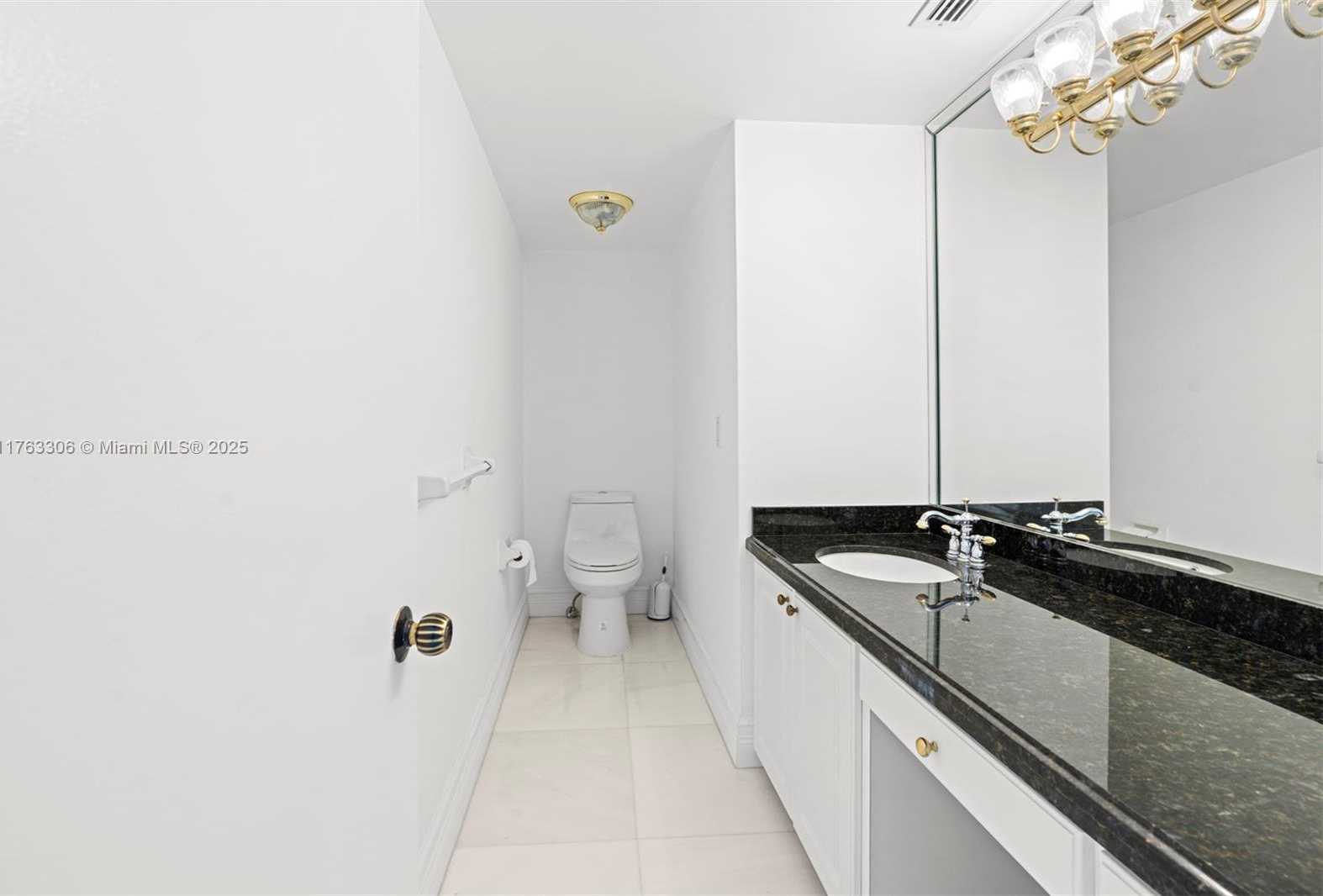 Small Image of 6795 BROOKLINE DR, Hialeah Number 6