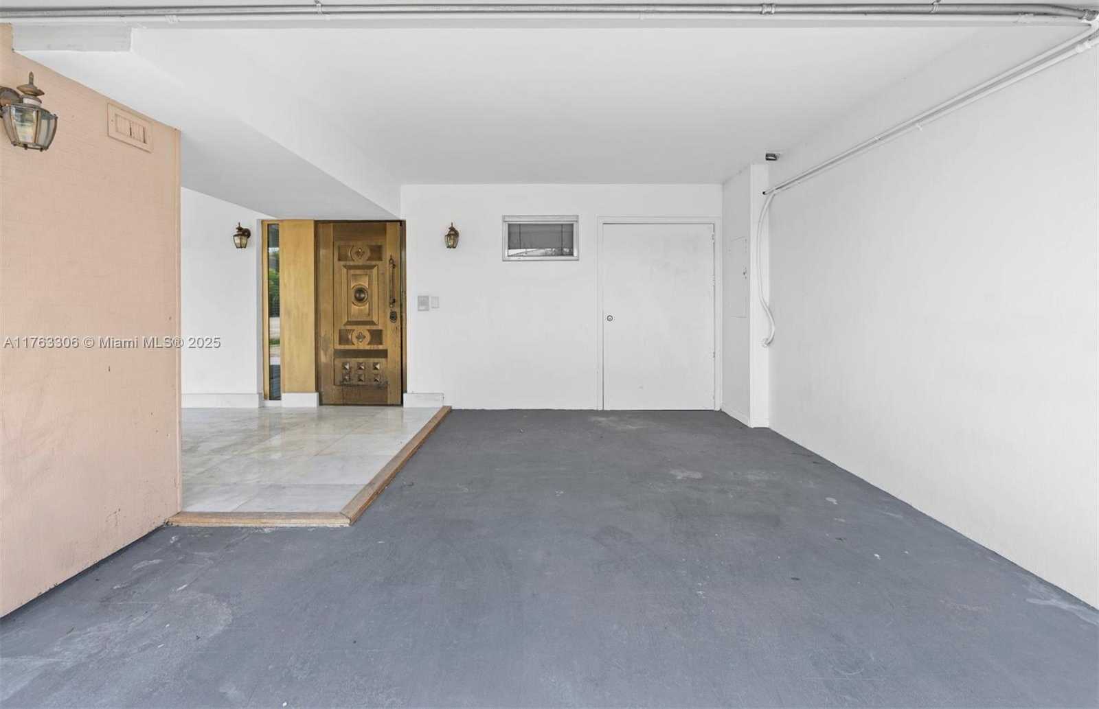 Small Image of 6795 BROOKLINE DR, Hialeah Number 71