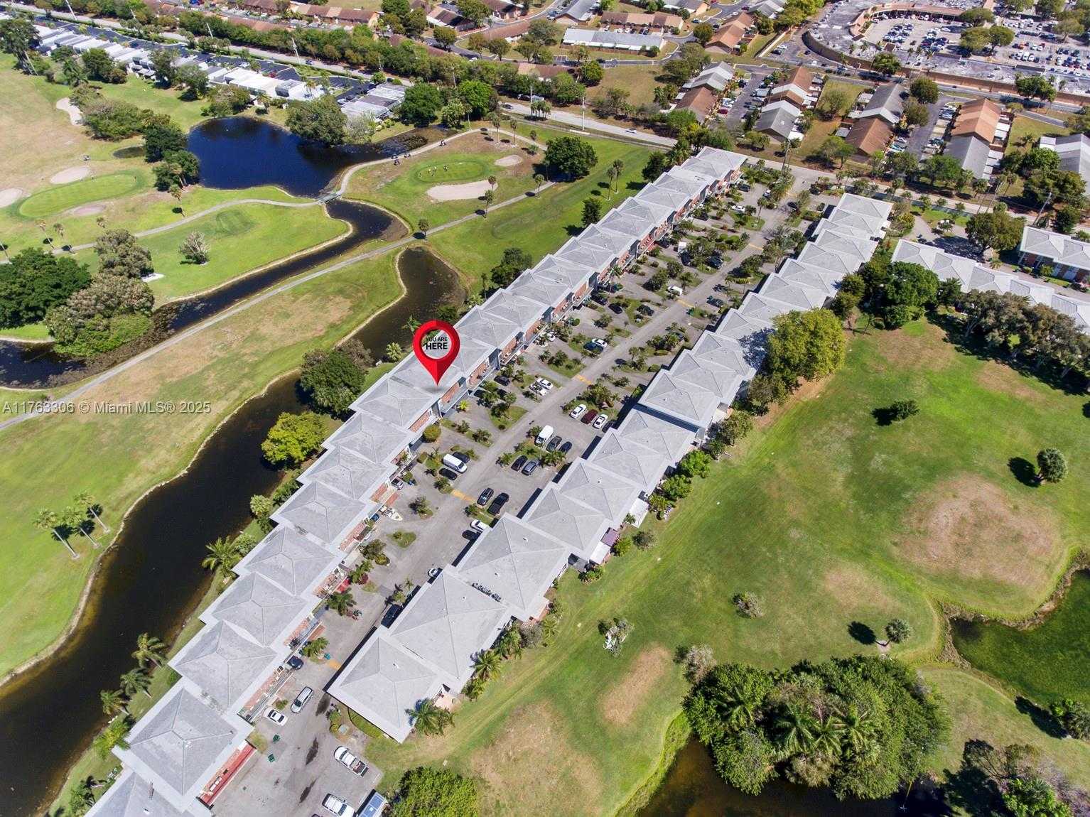 Small Image of 6795 BROOKLINE DR, Hialeah Number 78