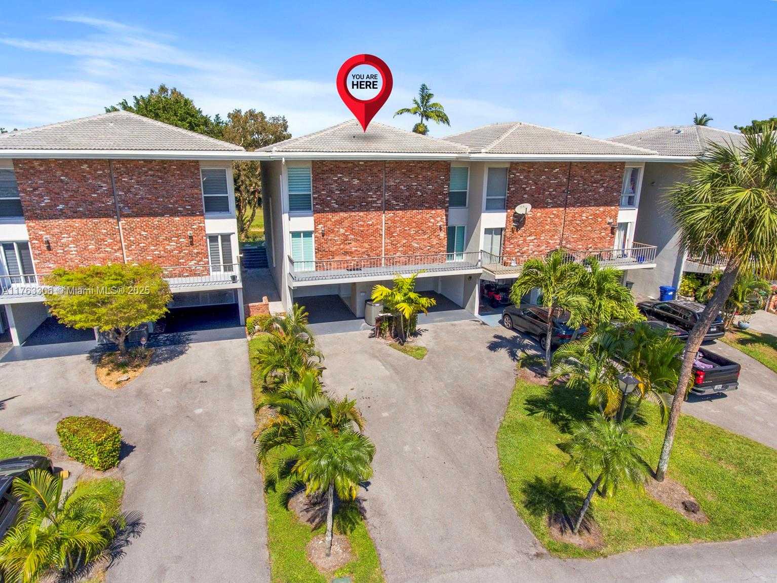 Small Image of 6795 BROOKLINE DR, Hialeah Number 88