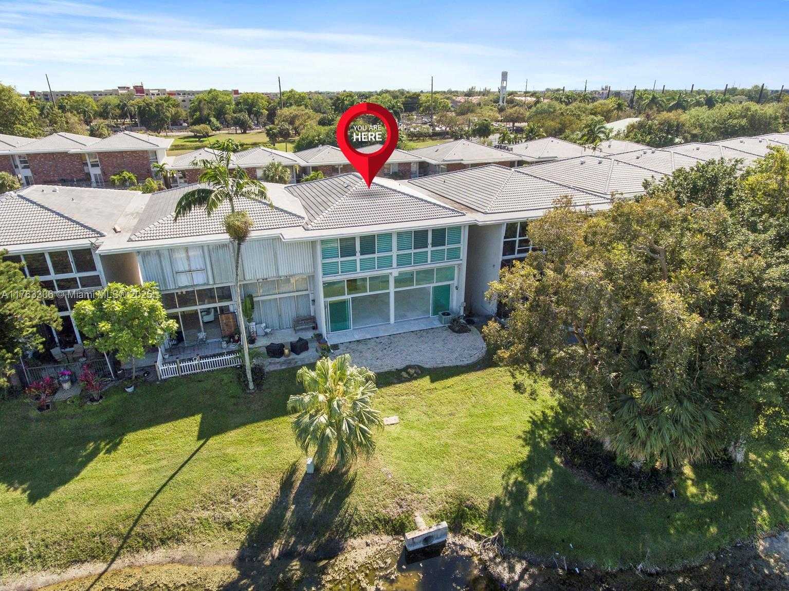 Small Image of 6795 BROOKLINE DR, Hialeah Number 94