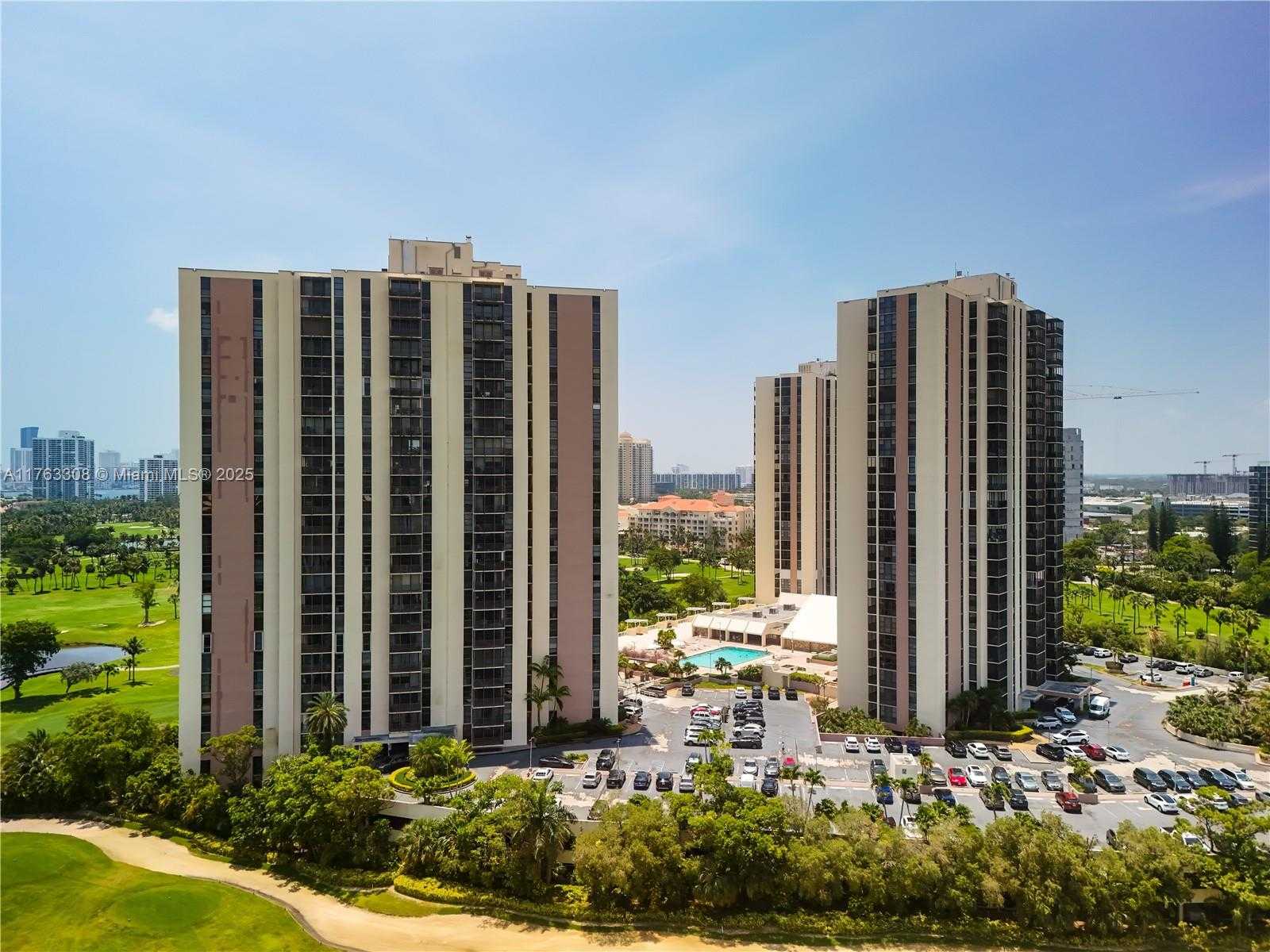 Small Image of 20379 WEST COUNTRY CLUB DR #1938, Aventura Number 29