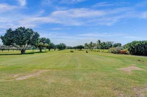 Small Image of 8900 WASHINGTON BLVD #506A, Pembroke Pines Number 36