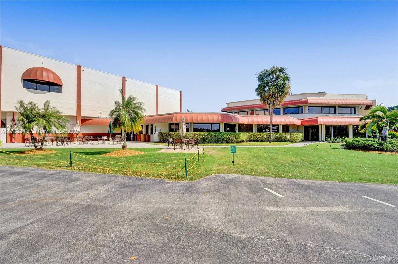 Small Image of 8900 WASHINGTON BLVD #506A, Pembroke Pines Number 44