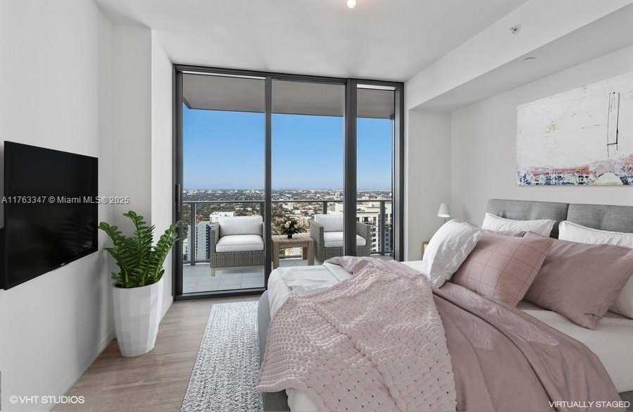 Small Image of 1000 BRICKELL PLZ #4110, Miami Number 11