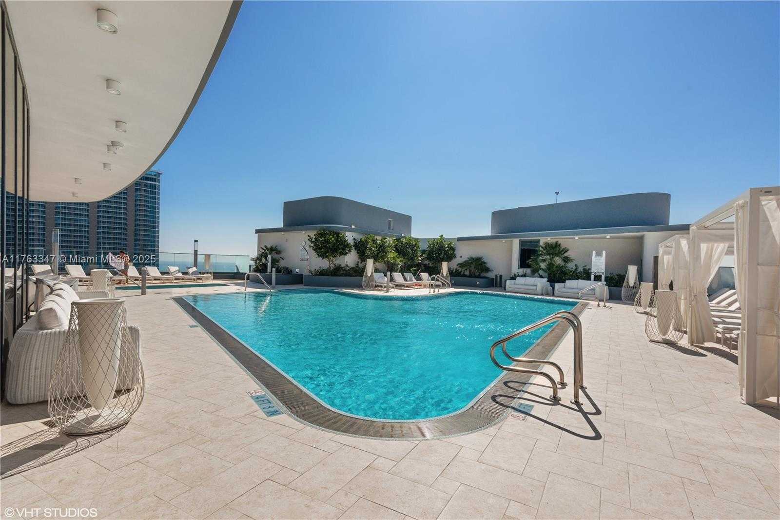 Small Image of 1000 BRICKELL PLZ #4110, Miami Number 13