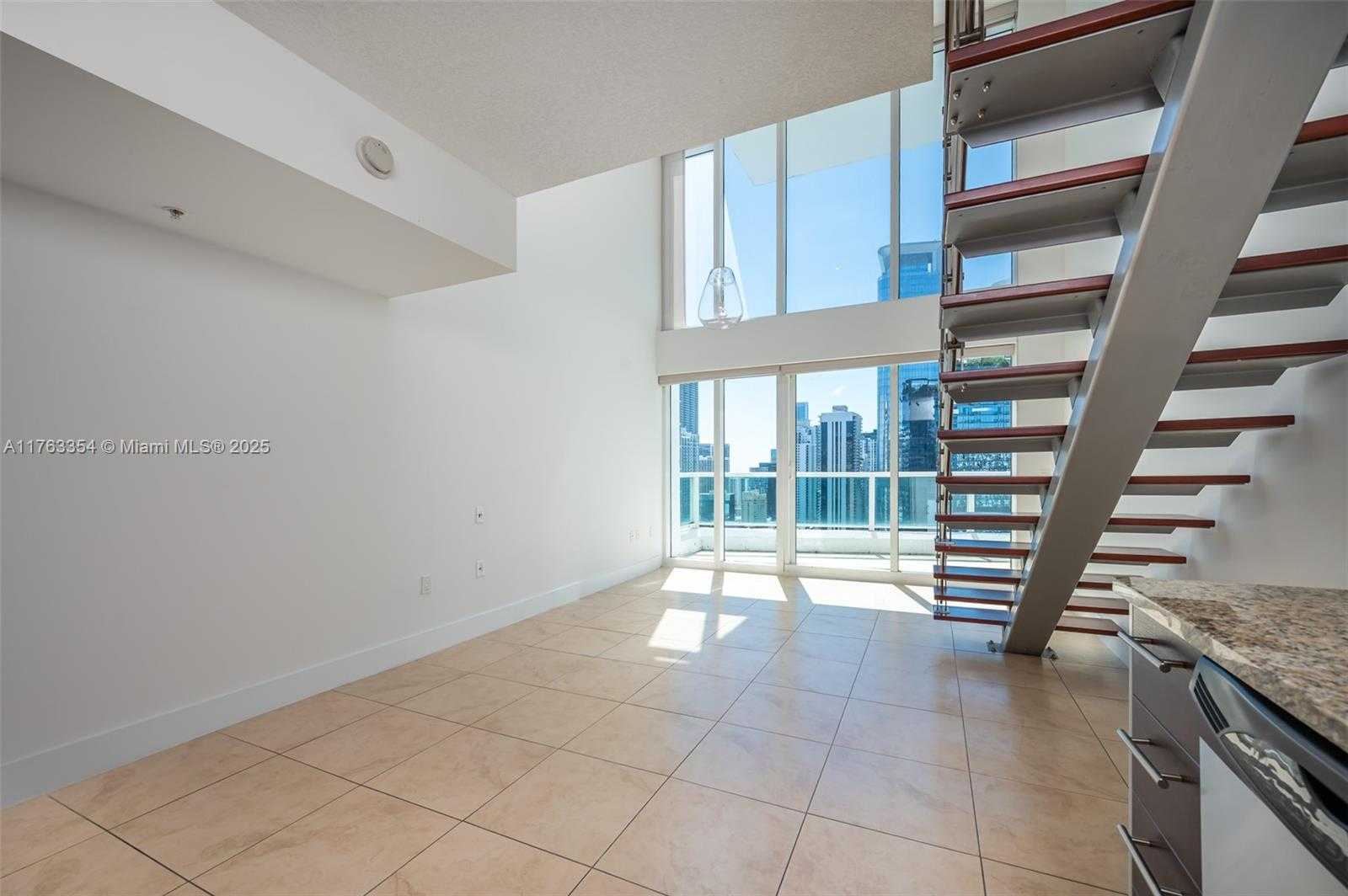 Small Image of 41 SOUTH EAST 5TH ST #2006, Miami Number 17