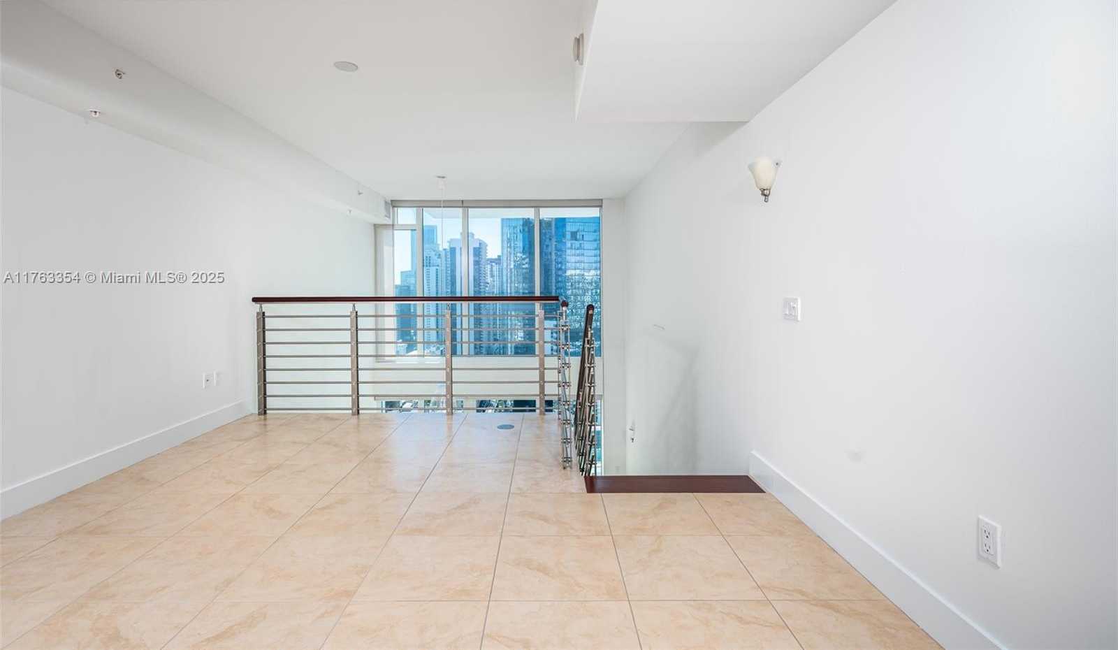 Small Image of 41 SOUTH EAST 5TH ST #2006, Miami Number 18