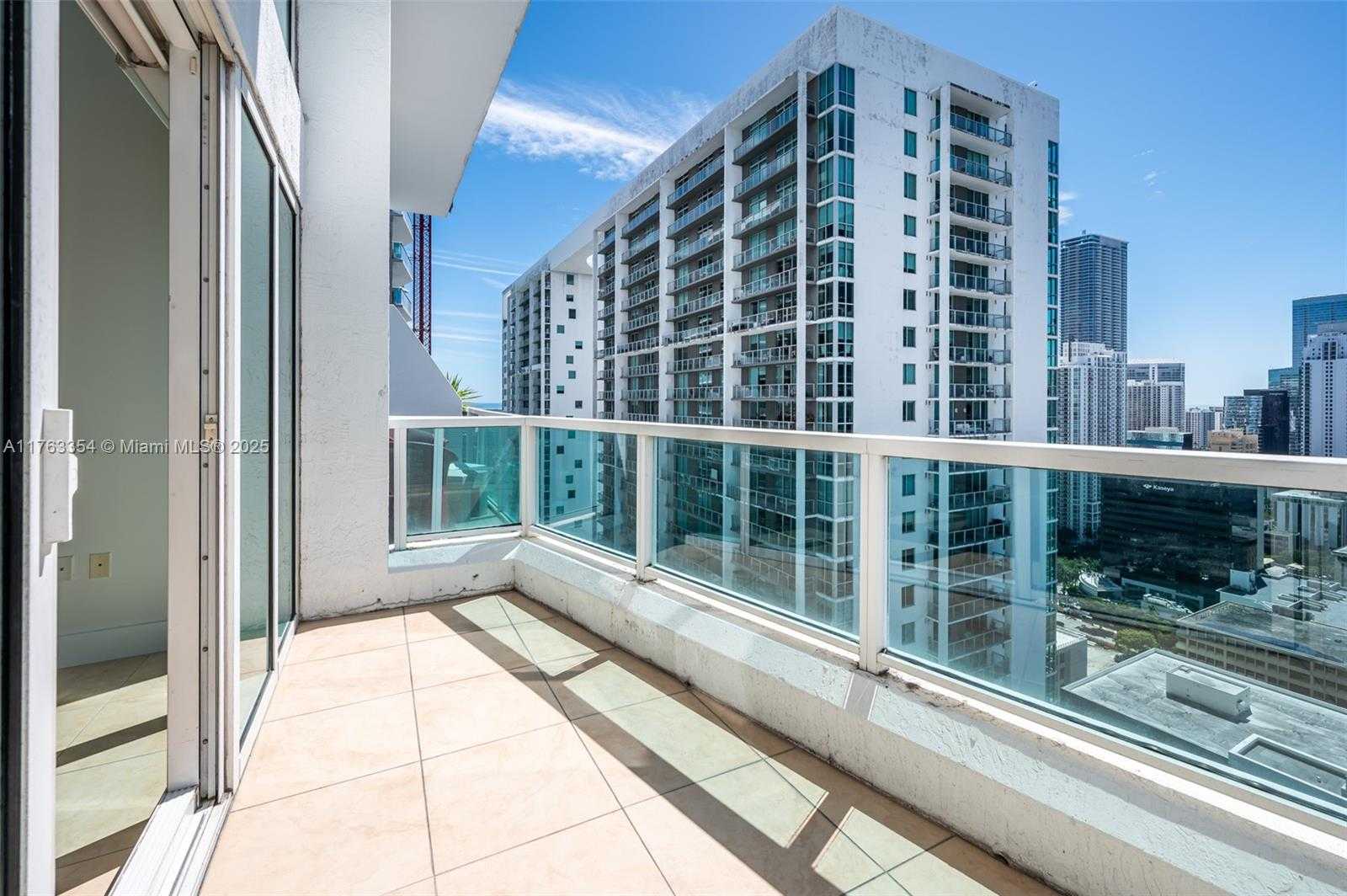 Small Image of 41 SOUTH EAST 5TH ST #2006, Miami Number 8