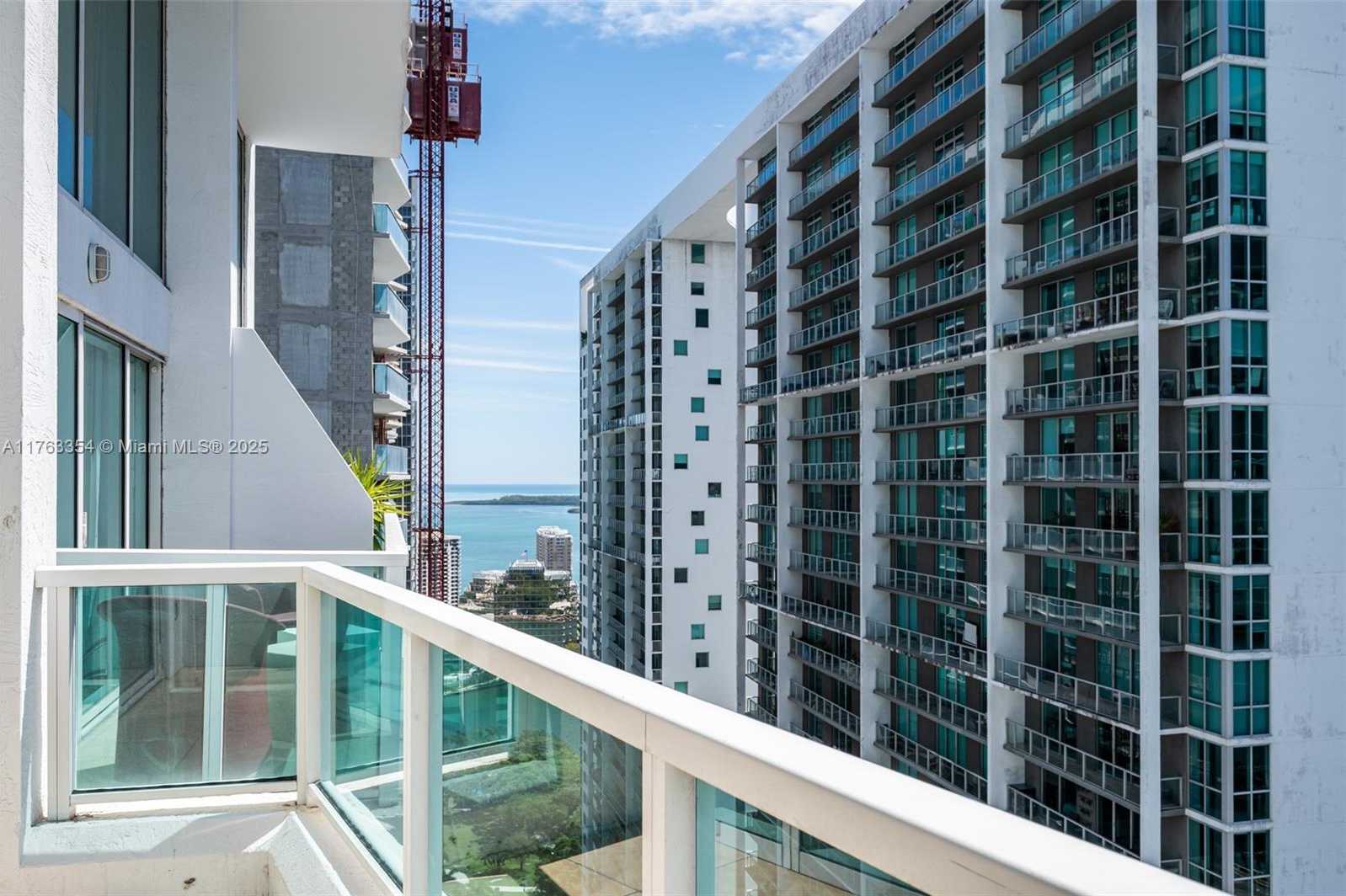 Small Image of 41 SOUTH EAST 5TH ST #2006, Miami Number 9