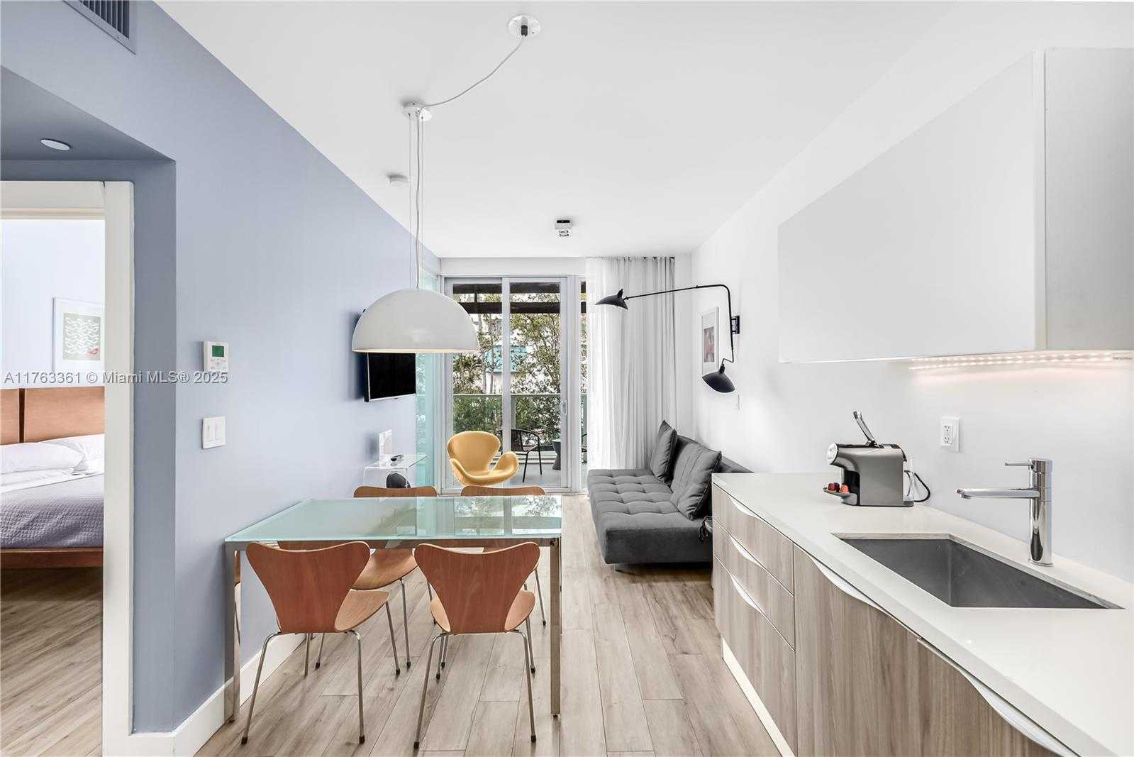 Small Image of 1215 WEST AVE #203, Miami Beach Number 8