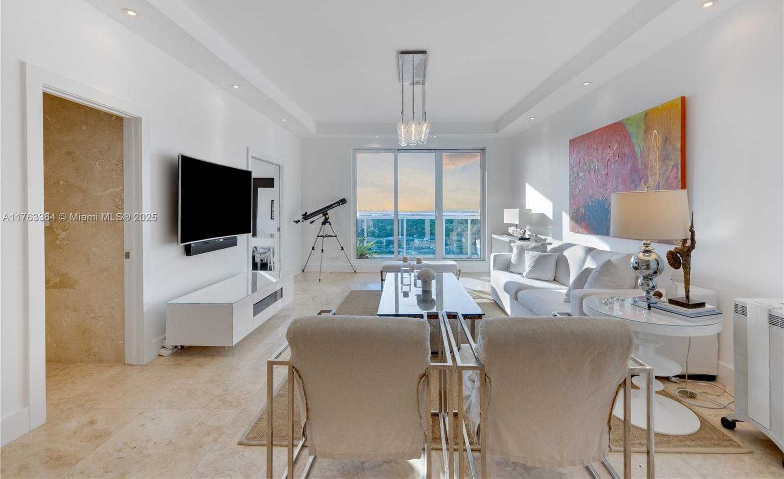 Small Image of 2301 COLLINS AVE #PH22, Miami Beach Number 12