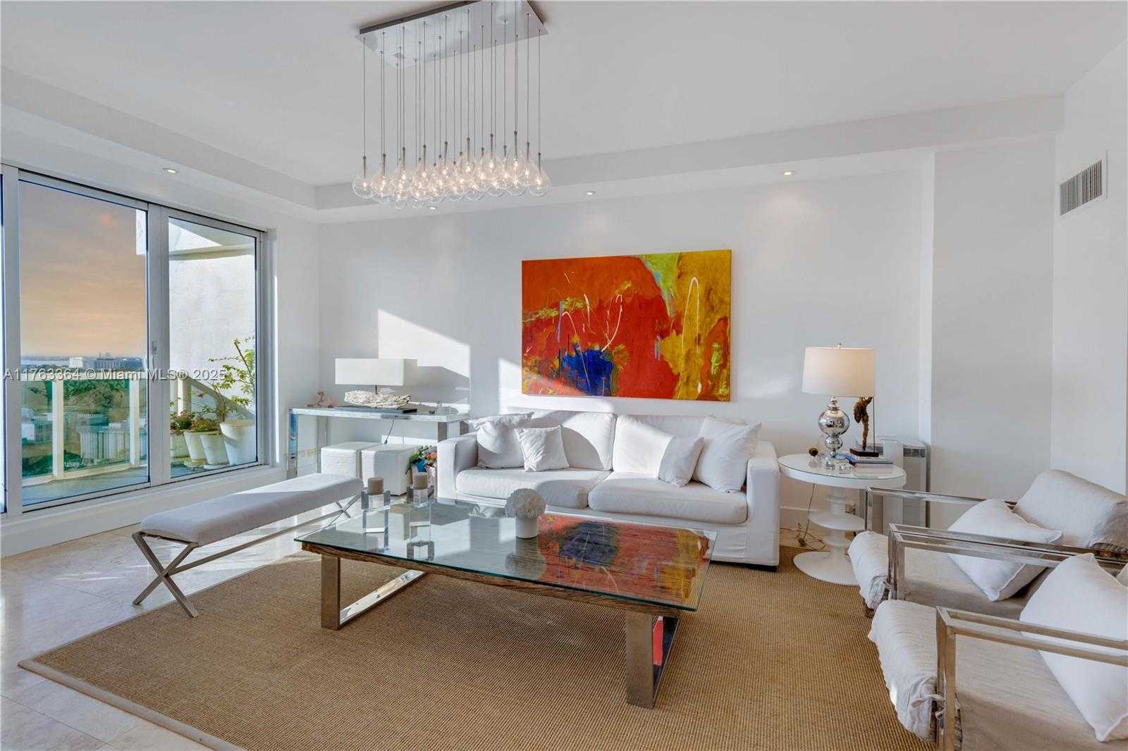 Small Image of 2301 COLLINS AVE #PH22, Miami Beach Number 14