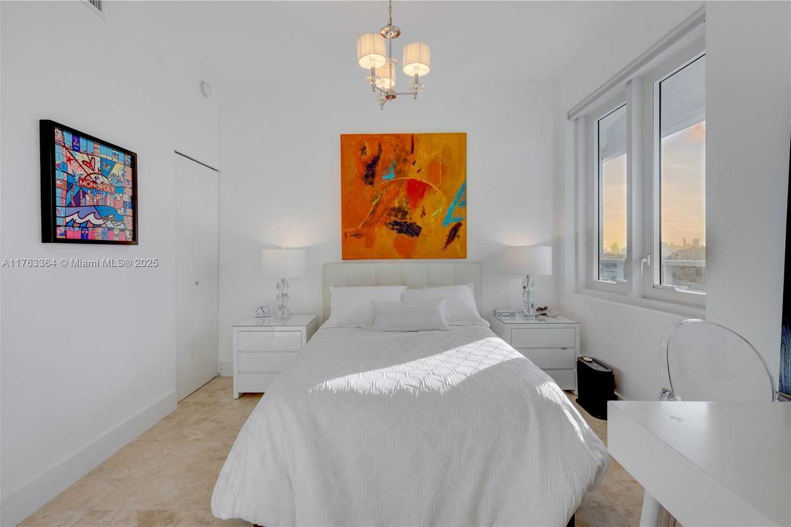 Small Image of 2301 COLLINS AVE #PH22, Miami Beach Number 20