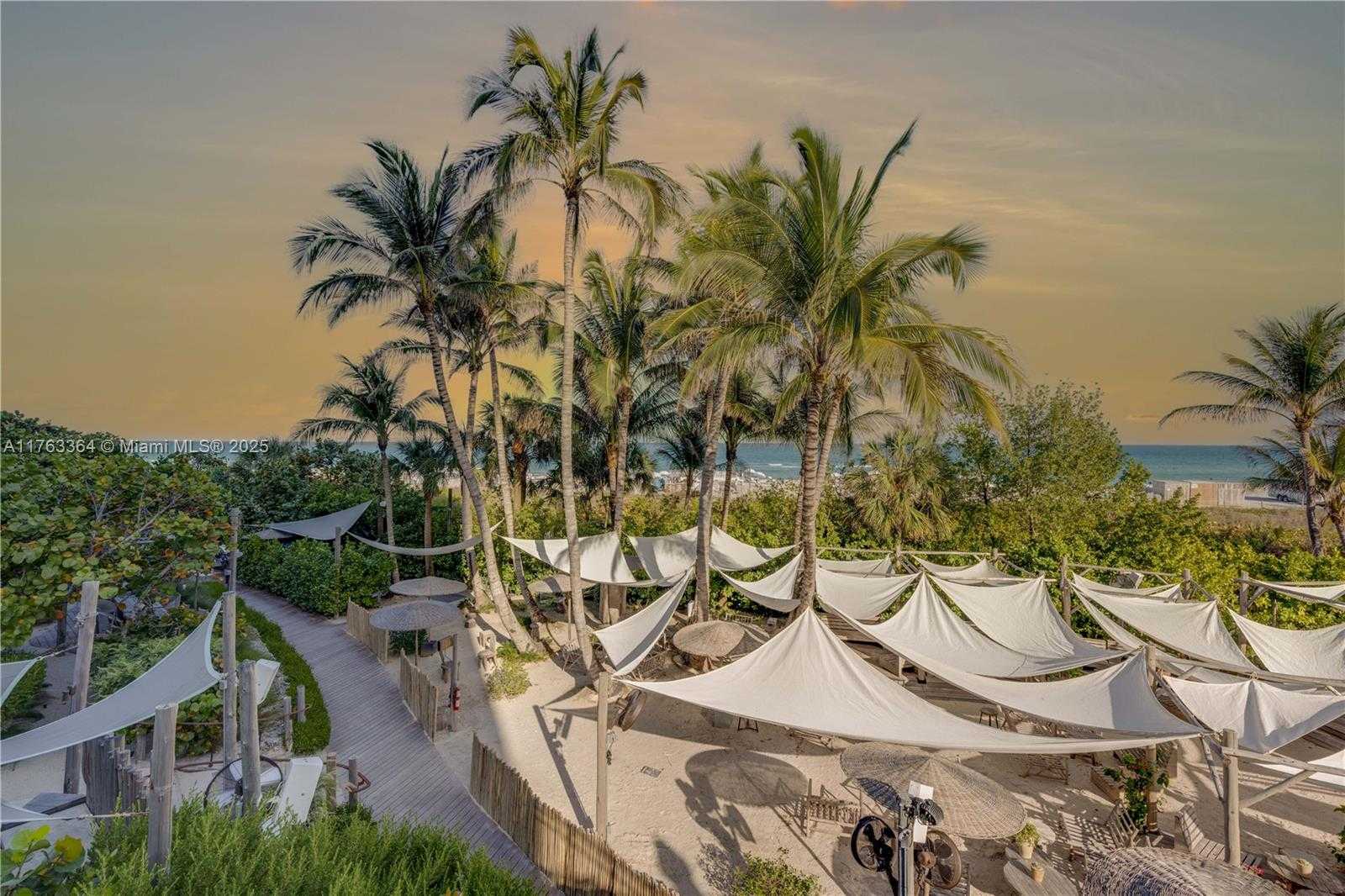 Small Image of 2301 COLLINS AVE #PH22, Miami Beach Number 28